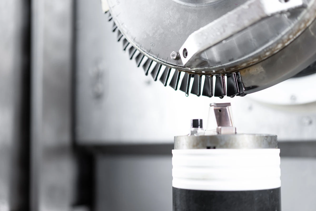 000ecm_v_0006_1200x800